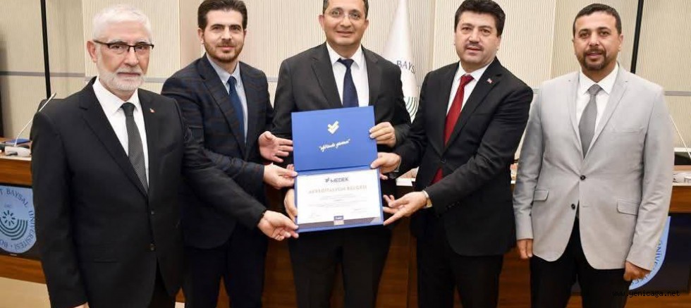 Meslek Yüksekokulumuzda Akreditasyon Gururu: Belgeler Törenle Takdim Edildi