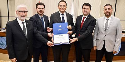 Meslek Yüksekokulumuzda Akreditasyon Gururu: Belgeler Törenle Takdim Edildi