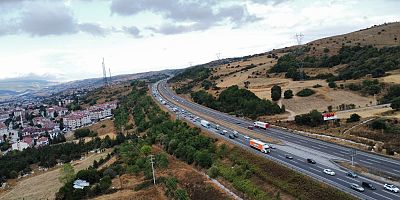 TEM Otoyolu’nda Zincirleme Kaza: Trafik Kontrollü Sağlandı